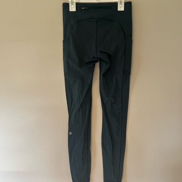 Lululemon Speed Up Tight Warp Tech 28" submarine - Picture 4 of 6